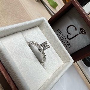 1.5 carat center diamond .48 carat framing diamonds 14k white gold